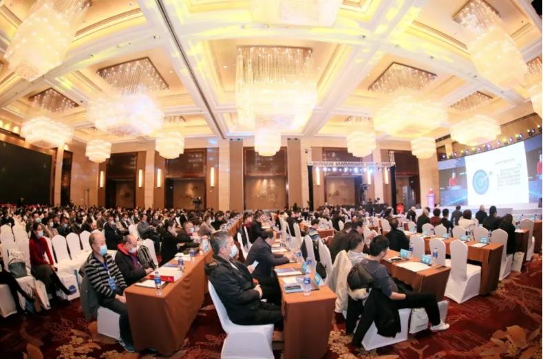 s36沙龙国际出席2020年四川省高等教育学会学术研讨会暨学术年会，并现场捐赠价值10万元设备助力四川乡村学校信息化提升(图1)