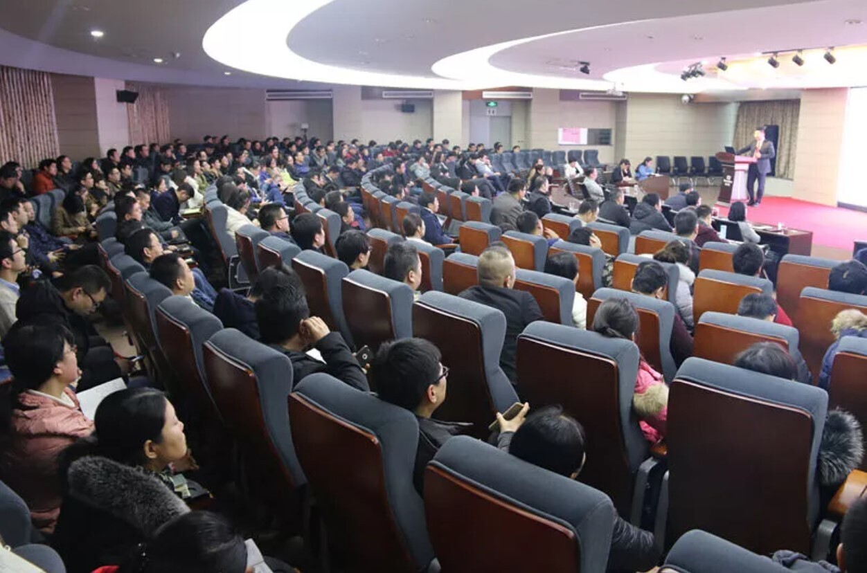 学无止境，不负时光——s36沙龙国际商学院举行招生报告会(图3)